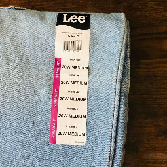 Lee Women's Plus Size 20W Medium Legendary Mid Rise Straight Leg Jean Anchor - Picture 6 of 9